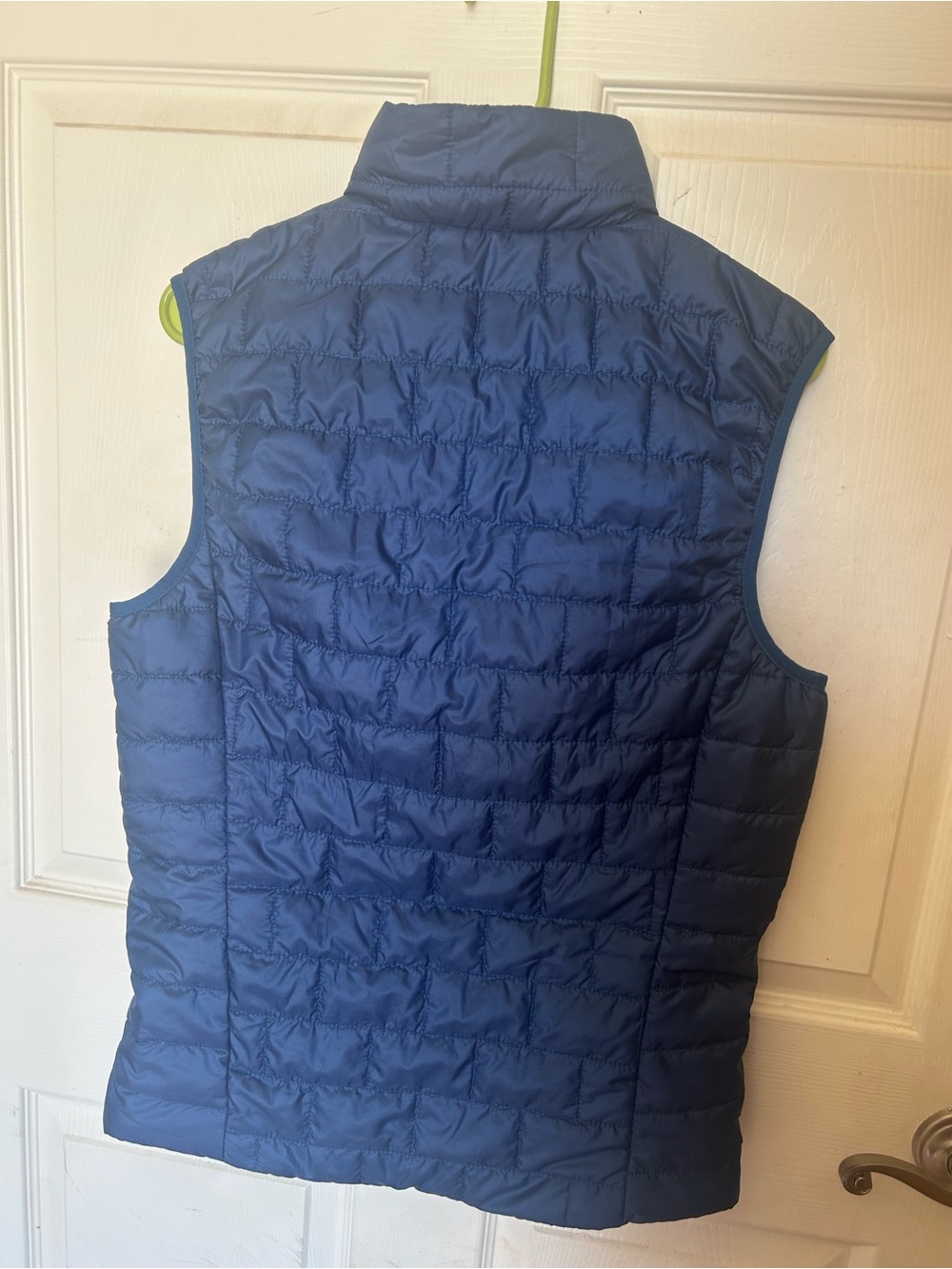 Patagonia Quilted Puff Vest in Navy Blue - Picture 2 of 6
